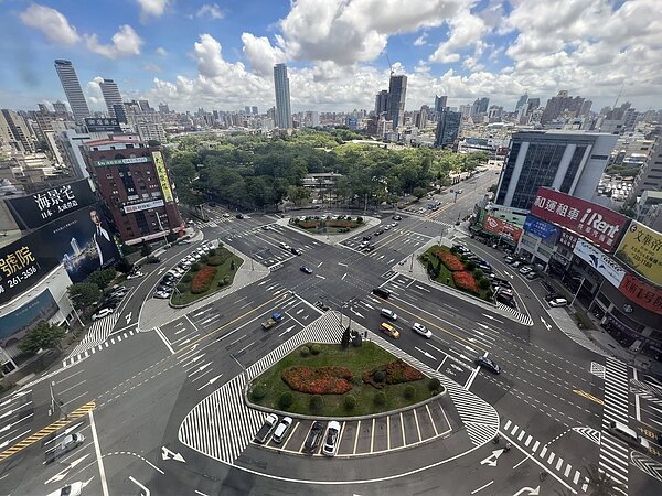 中華五福圓環改造前。圖／工程處提供