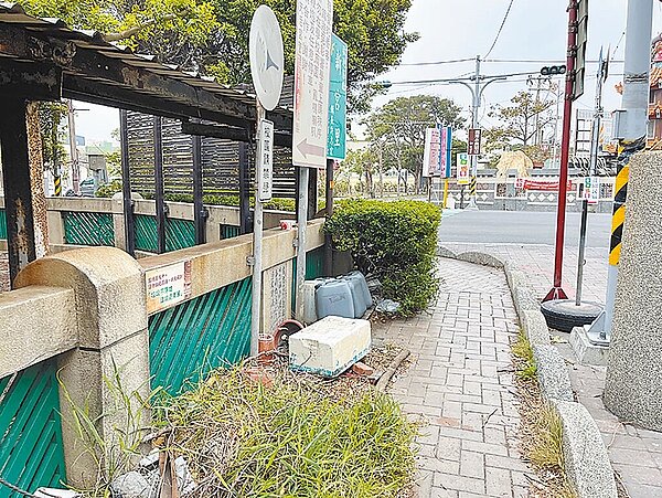 彰化縣政府獲「永續提升人行安全計畫」補助,將改善6所學校周邊通學步道。(彰縣府提供/葉靜美彰化傳真)