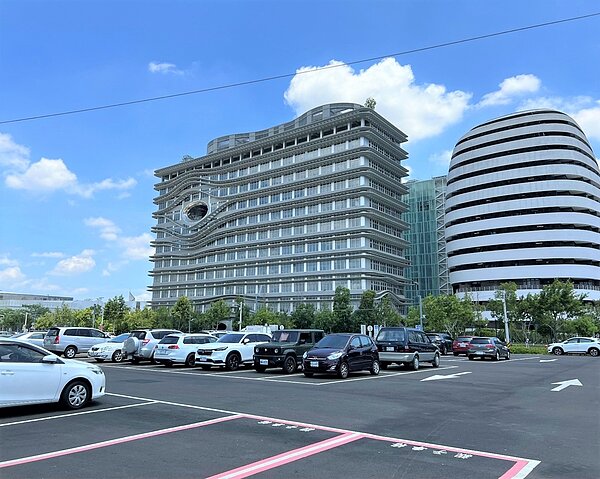 創研21停車場月票買1送2優惠活動持續至10月。圖/台中市交通局提供