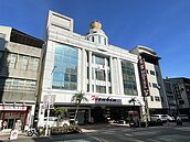 高雄駁二將迎新影城？「華威影城」砸2.8億包下老字號「文賓大飯店」