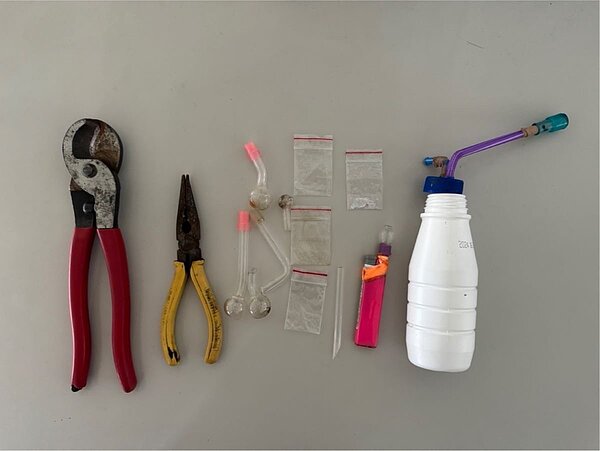 魏姓男子日前接連潛入台北市內湖區一處工地,從倉庫中偷走電纜線,賤賣變現。記者李隆揆/翻攝