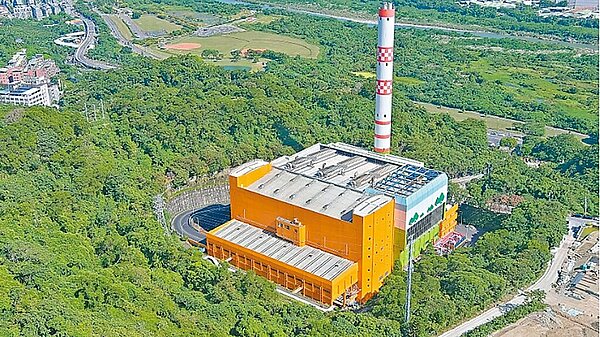 招商引資,新北市政府不僅榮獲五座金擘獎,在整體促參表現,今年度經考核評定為全國唯一「特優」。圖/新北市政府提供