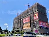 買預售比新成屋貴　慘被長輩碎念　網嘆：台灣人喜歡幫建商承擔風險