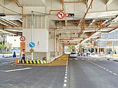 高捷岡山站周邊禁左轉　民盼開放