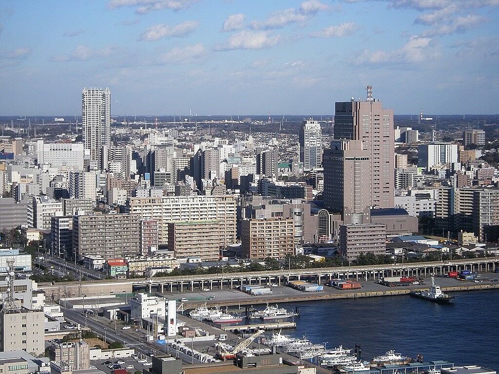 日本千葉縣一名77歲的老翁疑似用電線勒死40多歲的兒子後,主動打電話自首,目前老翁以涉嫌謀殺罪被帶回偵詢。情境示意圖。圖/維基百科