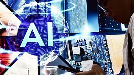 主權AI成為各國政府新焦點,催生龐大AI伺服器商機,台廠供應鏈包括廣達、緯創等有望受惠,迎來新一波營運成長動能。圖∕本報資料照片