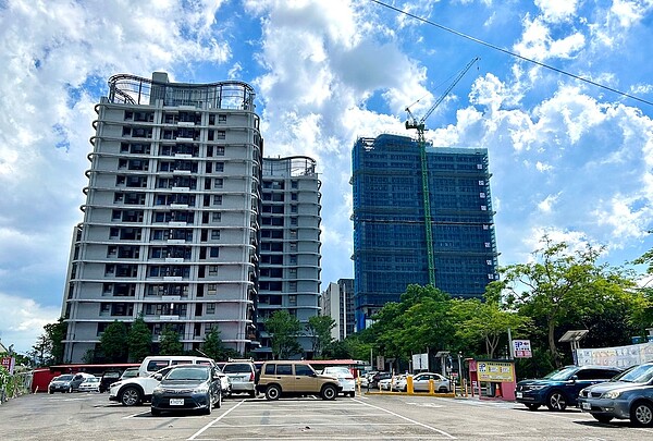 全民扛房貸?!銀行核貸量10年大增4成 房市。圖/好房網News資料照