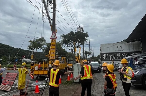 經濟部長郭智輝8日表示，將從用電成長、設備年限、人口成長等三項指標找出熱區，目標四年內完成更換電力設備，提高妥善率。示意圖。記者陳俊智／攝影