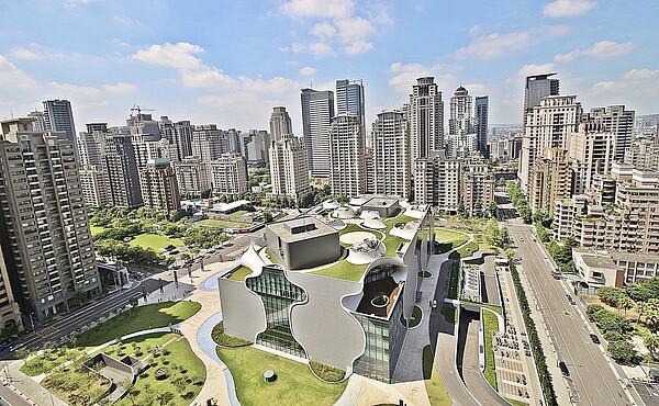 台中市最富里依然是七期的惠來里,平均所得首度突破200萬元大關。記者宋健生/攝影