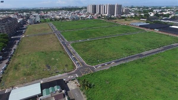 南台南副都心空拍圖，圖片台南市地政局提供