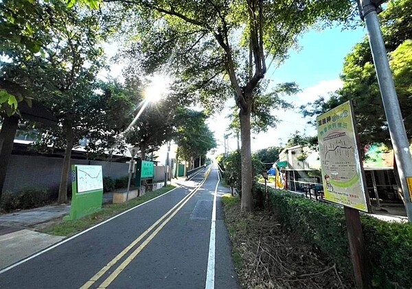全長達13.1公里的「潭雅神綠園道」是潭雅神地區不少民眾日常休憩運動的最佳去處。圖/業者提供