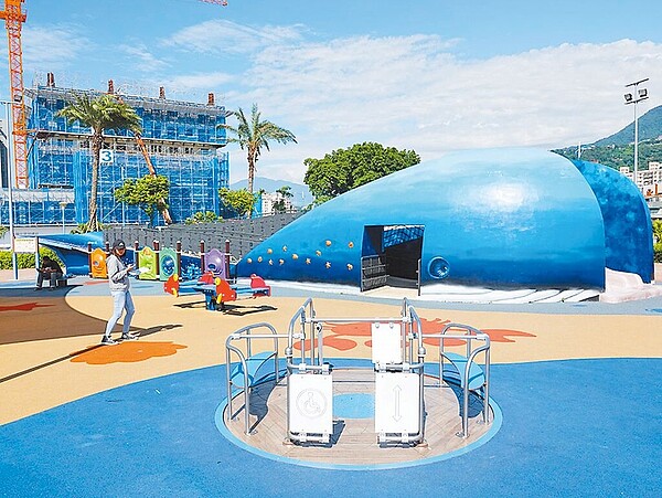 新北市府將斥資1.5億元,改善八里商港公園等15處公園兒童遊戲場設施。(新北市景觀處提供/呂健豪新北傳真)