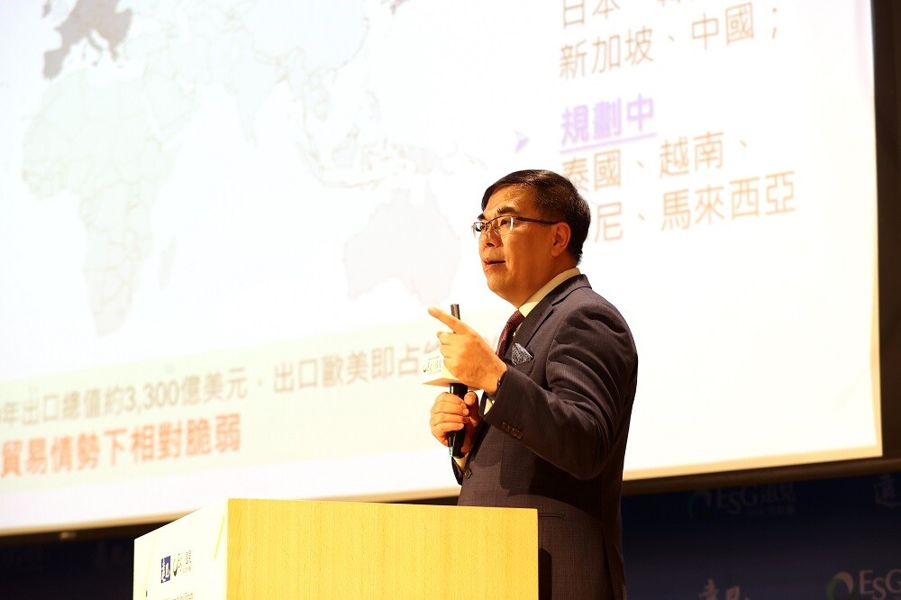 環境部長彭啓明表示,首場會議將談到氣候變遷對台灣的衝擊,以及國家綠色成長戰略、能源供需等。圖/記者邱德祥攝影