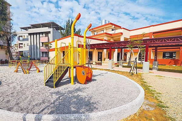 教育部推動平價教保服務,以減輕家長的育兒負擔。圖/教育部提供、林志成台北傳真