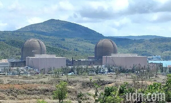 核三廠1號機本周六午夜解聯。圖為核三廠。圖/聯合報系資料照