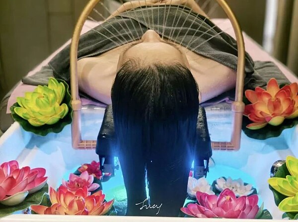 圖擷自臉書社團「爆廢1公社」