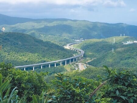 台9線南迴公路後續拓寬改善計畫,北起台東縣太麻里鄉香蘭村,南迄屏東縣獅子鄉草埔村,已於2019年12月20日全線通車。(陳祐誠攝)