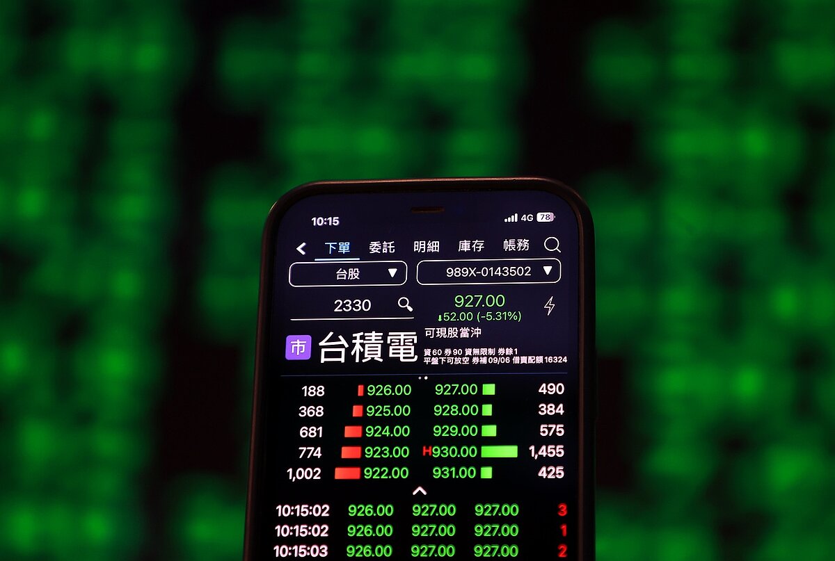 美國前總統川普一席「台灣搶走美國的晶片生意、應該付保護費」談話衝擊台股,加上美國科技股歷經一波修正,促使外資大舉匯出,7月台股指數大舉下殺。台股示意圖。聯合報系資料照/記者余承翰攝影