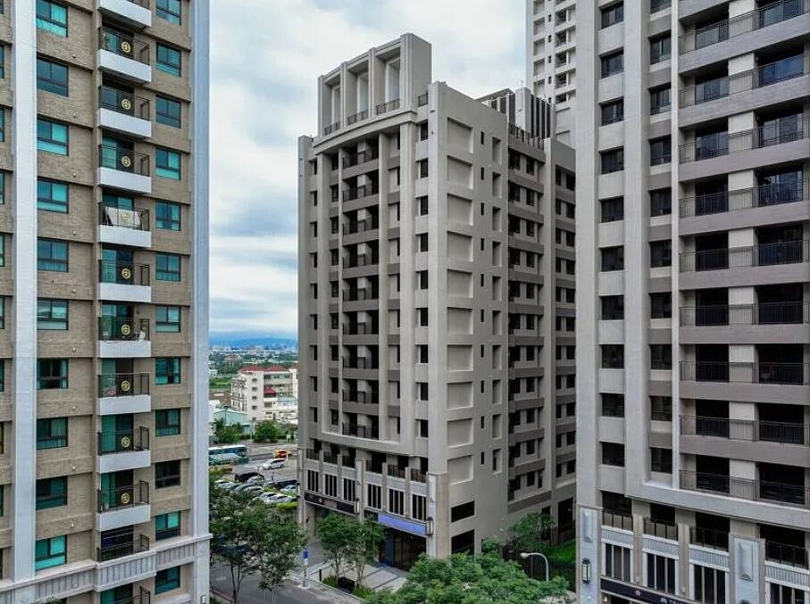 台中市南屯區建功2號好宅外觀。圖/台中市住宅處提供