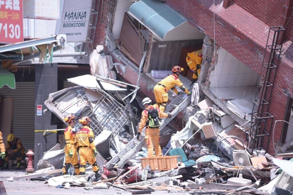 地震造成建築物倒塌，讓民眾開始反思居住安全，圖為403花蓮大地震造成部分建物傾倒（圖：花蓮縣政府提供）。