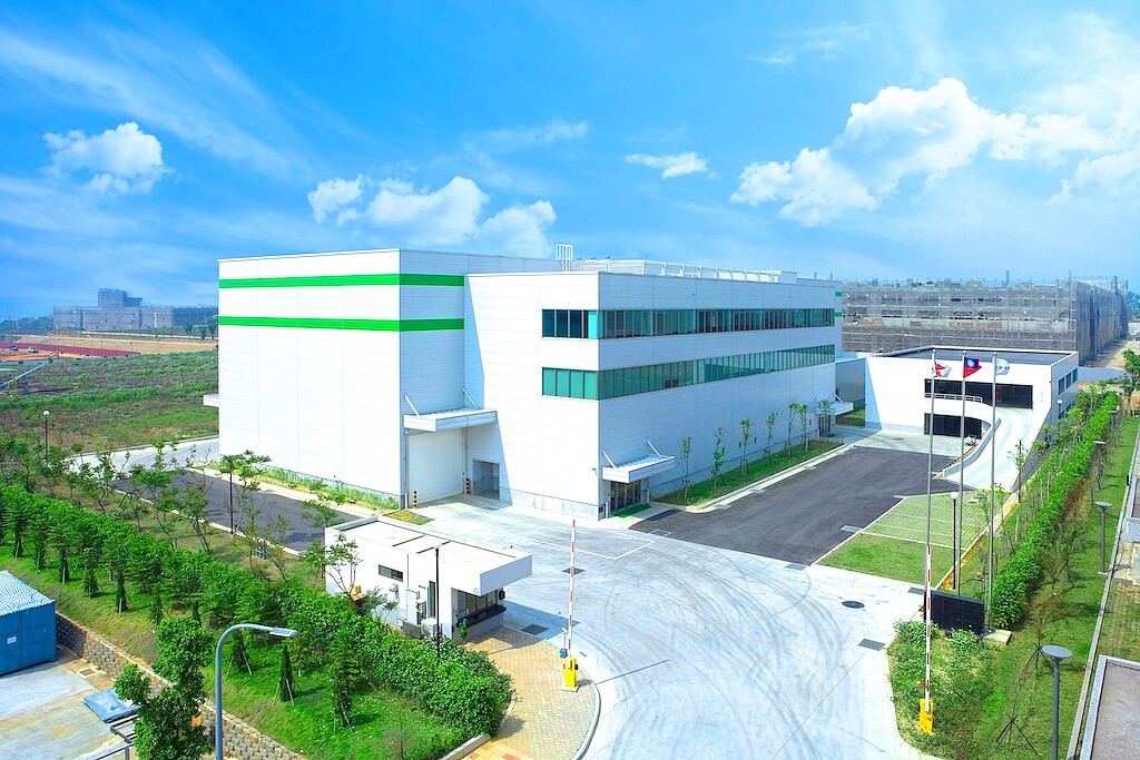 中部科學園區后里園區近期有整棟廠房釋出公開標售,建物面積2361.94坪,坐落基地面積為2515.39坪。圖/第一太平戴維斯提供
