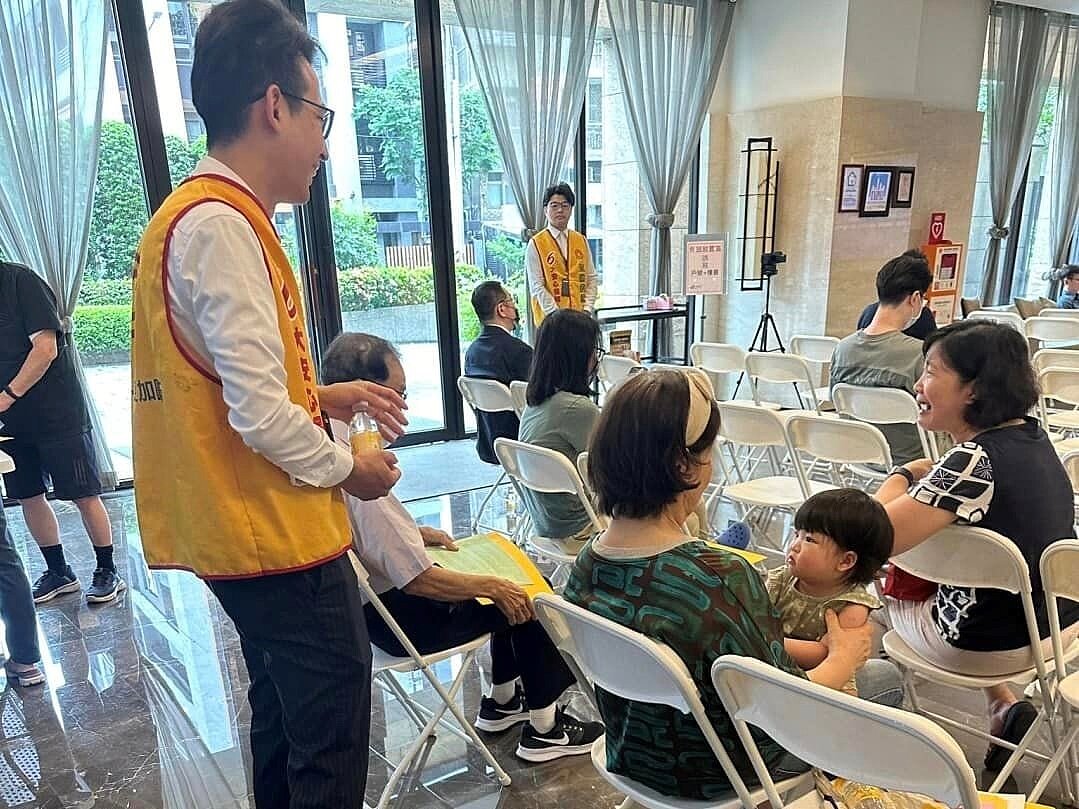 力麒村上區權會