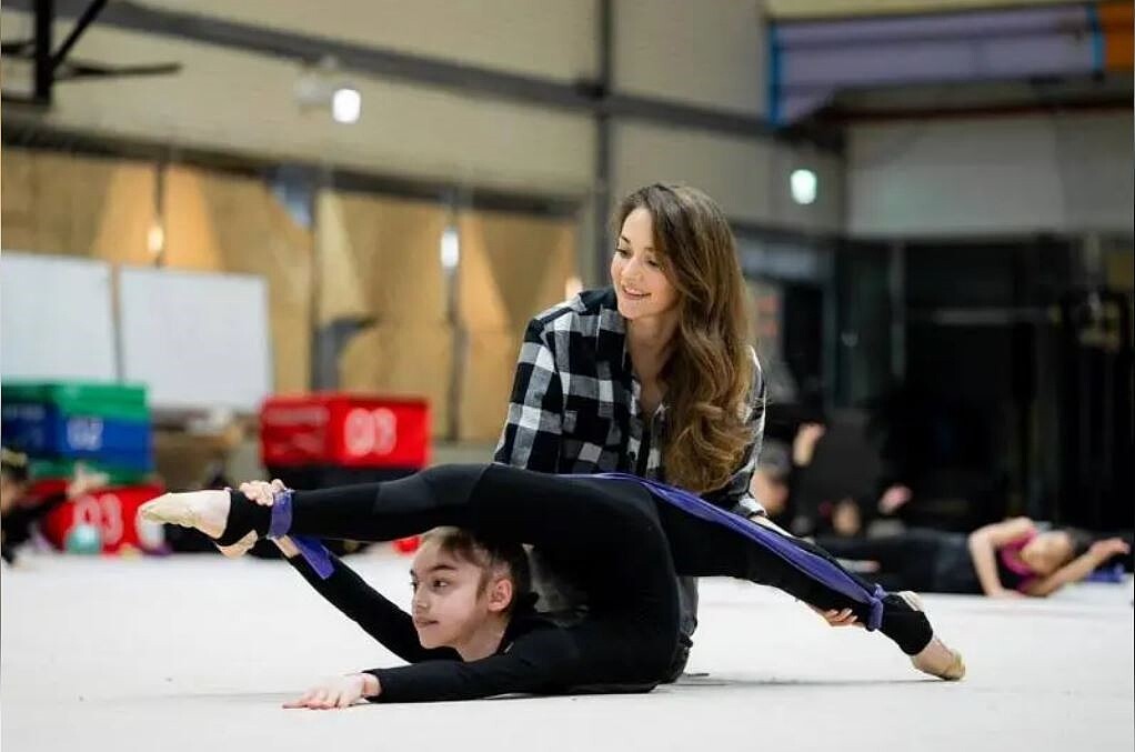 瑞莎培育台灣韻律體操選手。 圖/擷自臉書