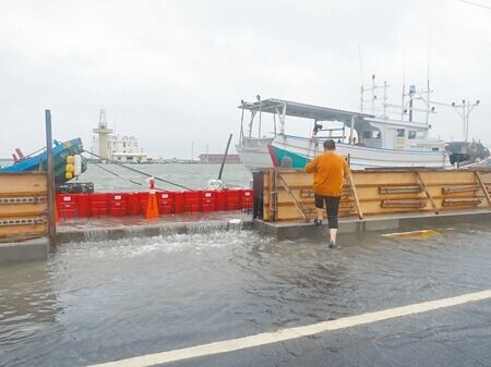 
凱米颱風造成雲林縣嚴重淹水，沿海更出現海水倒灌災情，縣府12日舉辦跨國交流座談會，希望透過國際交流，提升雲林災害整備工作量能與面向。（本報資料照片）
