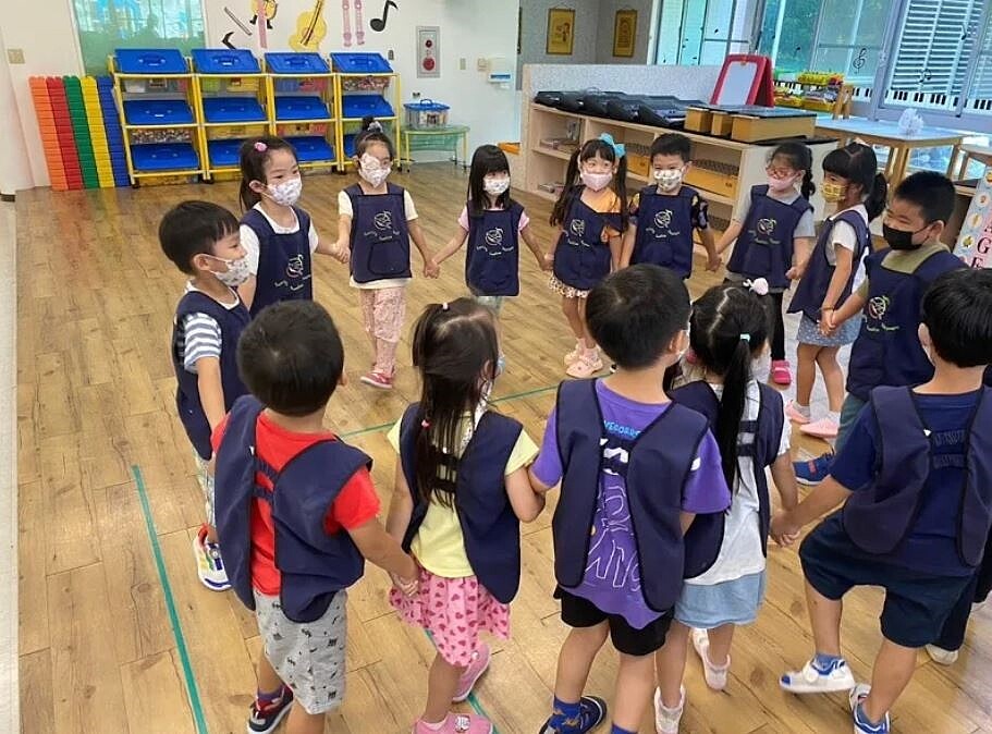 新北市府補助功學社教育用品公司辦理私立燕翔幼兒園。圖/新北市勞工局提供