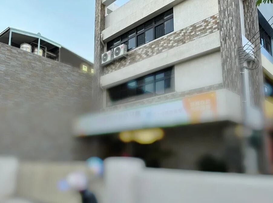 新竹縣新豐鄉一家高檔幼兒園被爆未合法立案,緊急通知家長停課、暫時關園。圖/民眾提供