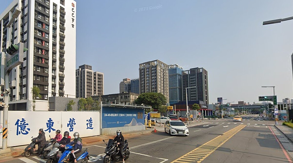 仁義重劃區推案產品多以小坪數為主，包括2房 、1+1房相當多，因總價較低，近年成了「年輕人的買房天堂」。圖／google map