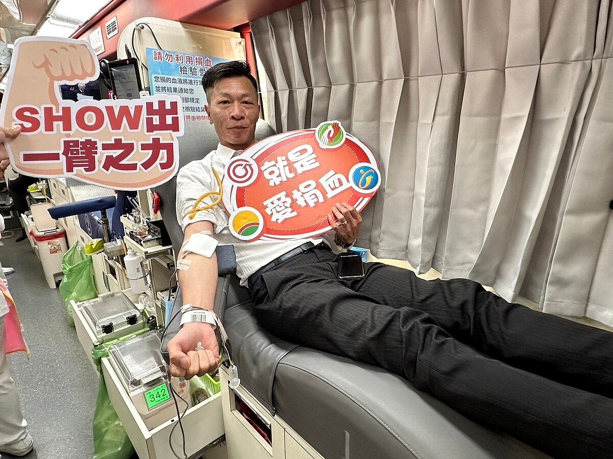 永慶加盟四品牌出錢又出力,送出千張電影券、動員同仁掄起袖子貢獻熱血。圖/永慶房產集團提供