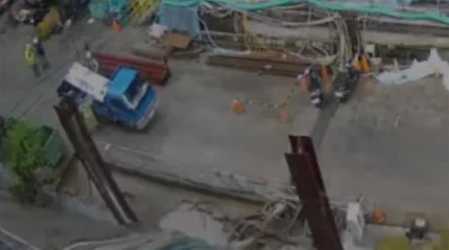 位於萬華的第一果菜批發市場改建工程工地,14日發生3名工人遭間接雷擊。(圖/勞檢處提供)