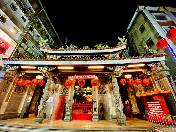 新莊慈祐宮是土城普安堂所坐落土地的所有權人。(圖/林子欽提供)