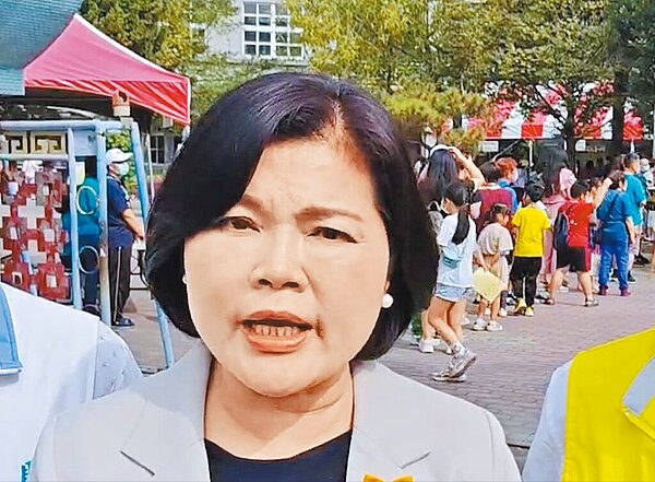 雲林縣政府為保護學生用餐安全,29日深夜宣布學校午餐暫停使用粄條、粿仔條、年糕等料理,縣長張麗善表示,面對食安問題,縣府一向採取最嚴格態度把關。圖/雲林縣政府提供