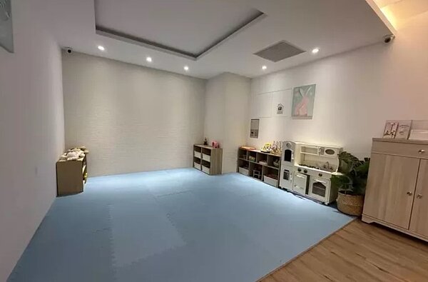 台中市西區Mini親子館隱身在複合式商辦大樓內，在地居民多不知道有這個空間。圖／黃守達提供
