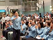 大巨蛋內「又下小雨」　蔣萬安：缺失都納年底履約績效評估