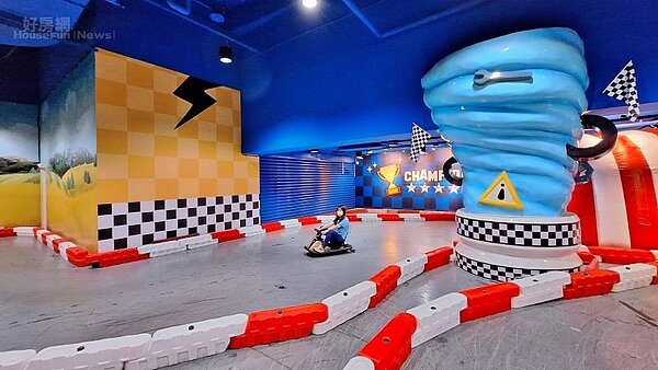 大里藝術廣場異想新樂園05