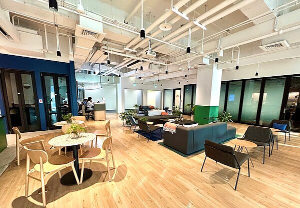 亞洲共享辦公空間品牌JustCo在2019年來台灣設點,至今共有4個據點,包括台北市信義區、中山區民生建國大樓、松山區宏泰金融大樓,以及竹北國泰世興大樓。圖/好房網News記者蔡佩蓉攝影