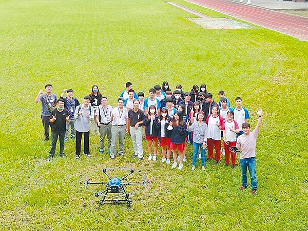 受龍年效應影響,台南市113學年度國一新生人數較去年增加3184人,預計全市國中合計將增加至少100班。圖為安南國中今年國一將增加3班。(安南國中提供/曹婷婷台南傳真)