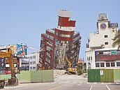 天王星1周拆除　花檢釐清建商責任