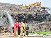 新豐掩埋場火勢已控制　持續監測空氣品質