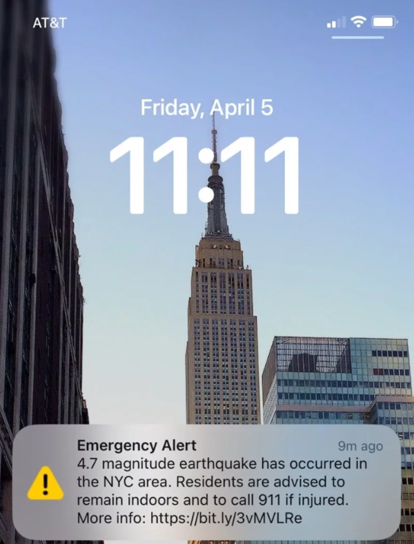 紐約市民在地震發生40分鐘後才收到警報。