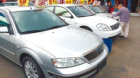 台北市租賃公會訂出二項自律公約,未來租賃業承作的「中古車融資」,將必須遵守公約,合作廠商或行銷公司若無法配合監督將立即解約。圖∕本報資料照片