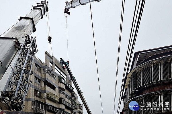 桃市府提供建物損毀修復專責窗口，協助0403震後災戶重整家園。