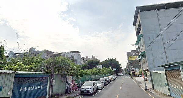 鶯歌驚見區域高價!購屋客為何買單?背後真相曝 林裕盛店長透露,近期鶯歌舊市區就有預售屋成交單價超過45萬元,可說是區域新高。圖/google map