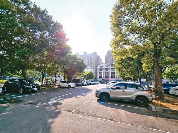 竹市延平公有停車場將改建地下停車場,汽車位增至247席,上方仍維持公園。圖/竹市府提供