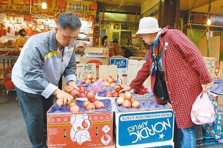 
行政院主計總處9日發布2024年3月物價調查，3月CPI年增率回落至2.14％，但仍超過通膨警戒線。此為示意圖。（本報資料照片）
