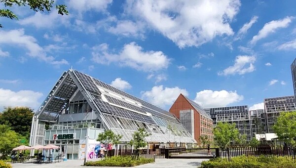 台糖台南沙崙「智慧綠能循環住宅」設施完善推出限時月租優惠。圖/翻攝台南文宣畫面