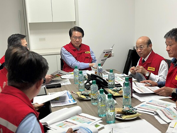 加速403震後重建整合租金補貼、購屋利息補貼 方案看這裡! 內政部長林右昌。圖/取自林右昌臉書